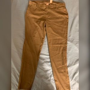 Olive green jeggings🔥